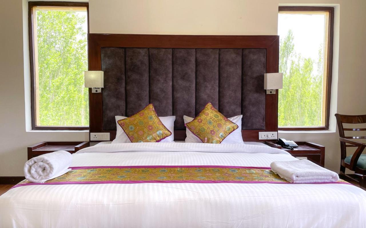 Hotel Deskitsal Leh Ngoại thất bức ảnh