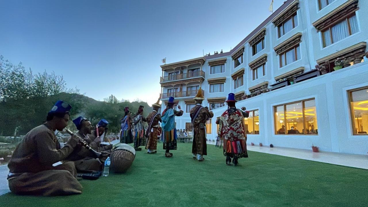 Hotel Deskitsal Leh Ngoại thất bức ảnh