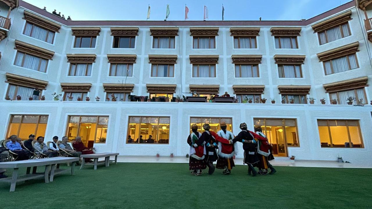 Hotel Deskitsal Leh Ngoại thất bức ảnh